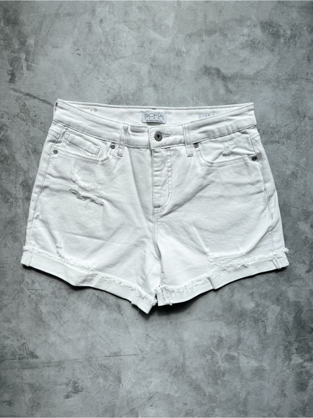 SOFIA BY SOFIA VERGARA Lila Denim Shorts 2 White Mid Rise Distressed Cuff Summer
